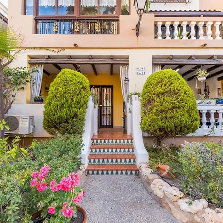 Aldea Del Mar *
